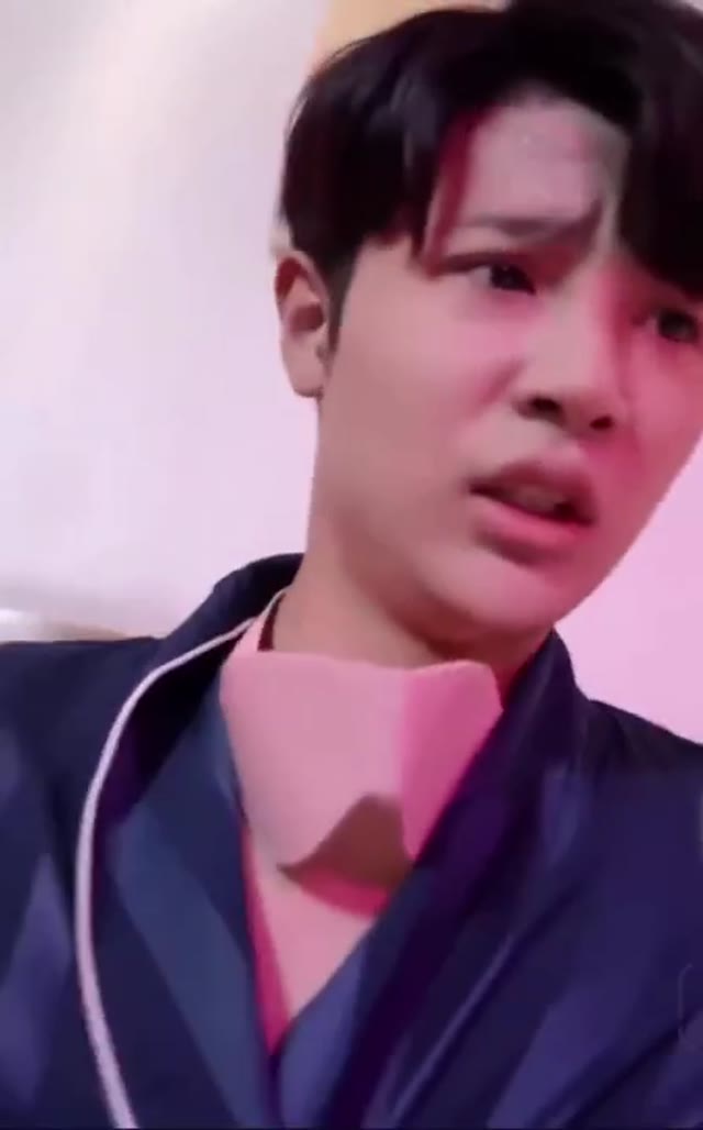 复仇！温柔的秘书海报