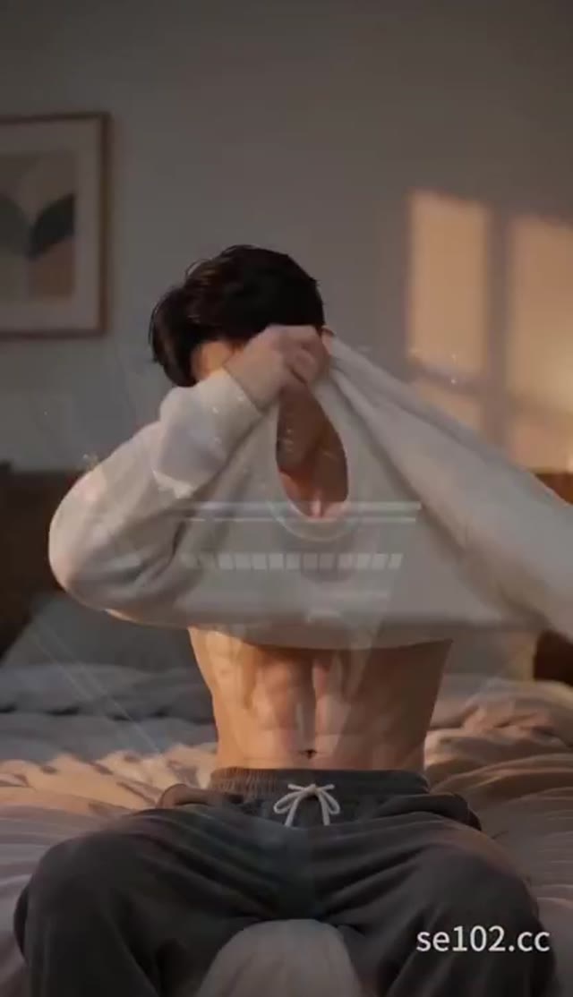 邻居家的榨汁姬海报